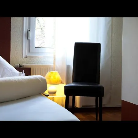 Riviera Hotel 2*